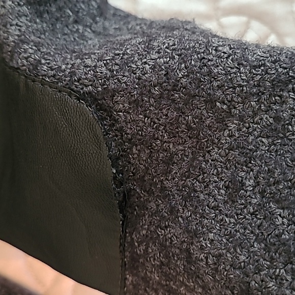🔶️5 for $30🔶️ Max Studio Crop Mixed Media Sweater - Picture 8 of 8
